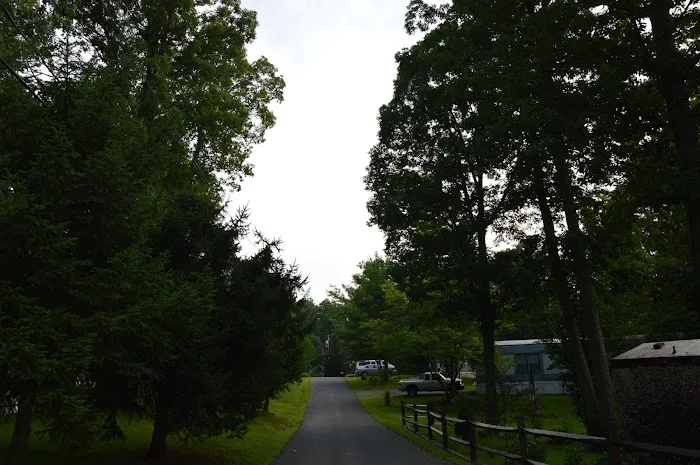 Blue Ridge Mobile Home Park Picture 5