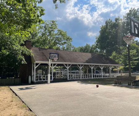 Yankeeland RV Resort