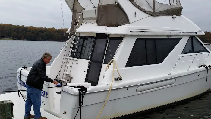 Holiday Harbor RV Park & Marina Picture 8