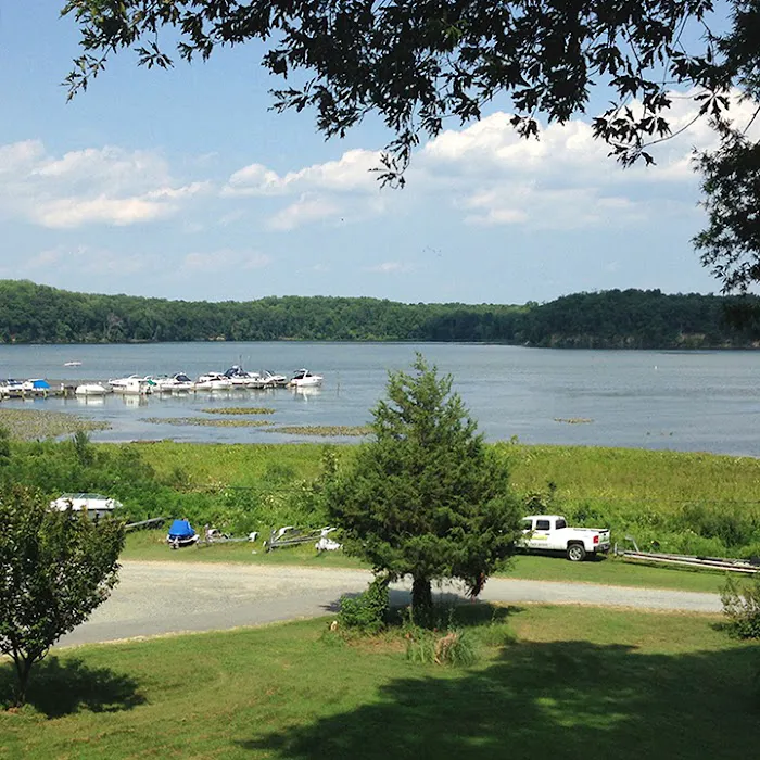 Holiday Harbor RV Park & Marina Picture 9