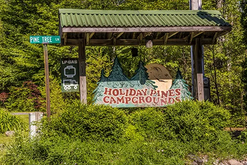 Holiday Pines Campground Picture 2