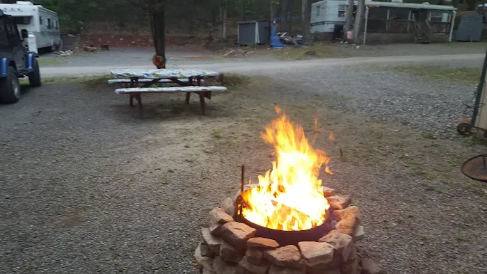 Gray Squirrel Campground Picture 3