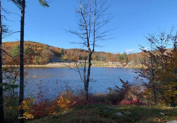 Natures Wilderness RV Park Picture 7