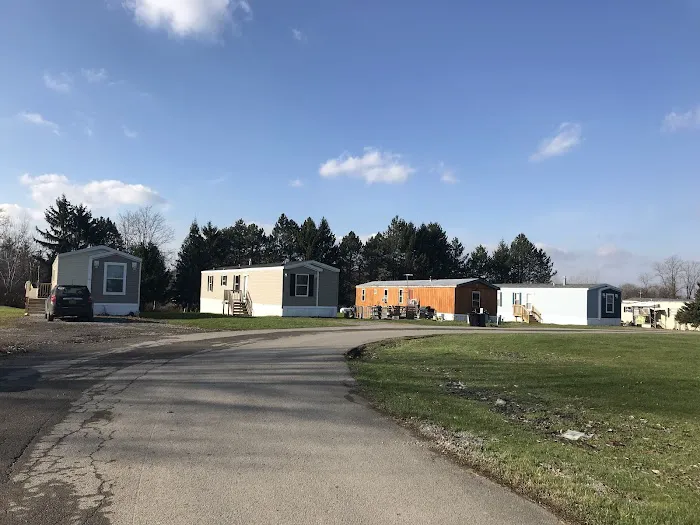 Hilltop Acres Mobile Home Park Picture 1