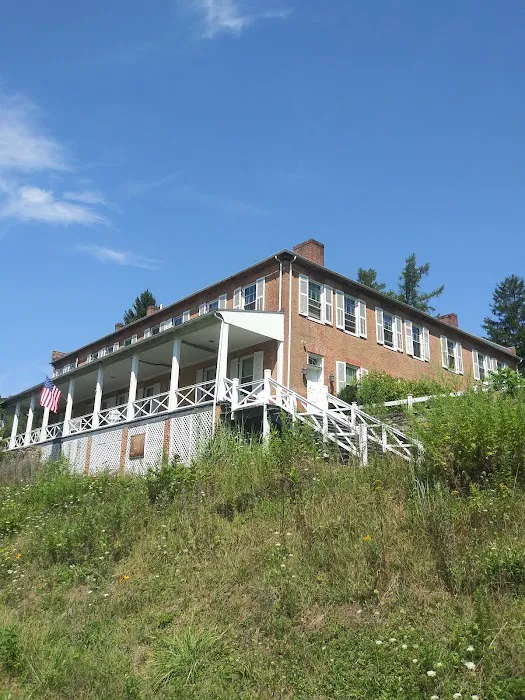 Pinegrove furnace, group camping area Picture 1