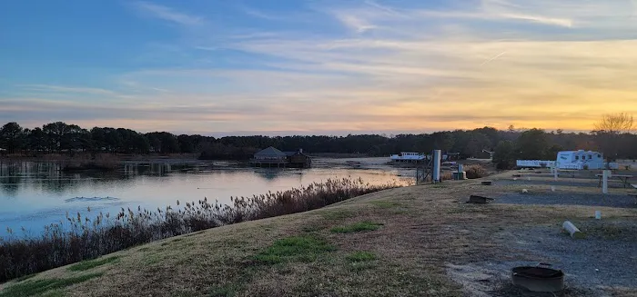 Island Resort Campground Picture 5