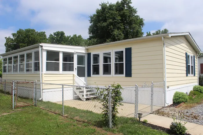 Flower Village Mobile Home Park Picture 1