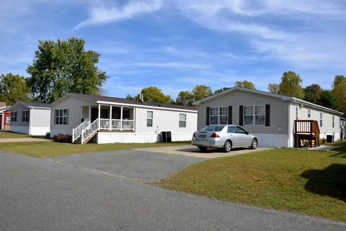 Waysons Woods Manufactured Home Community Picture 1