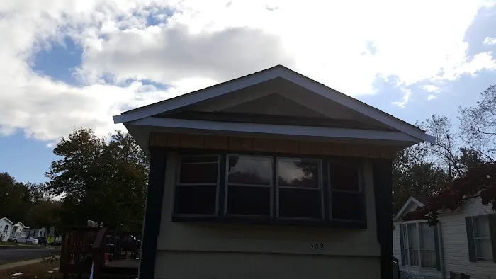Boone's Mobile Estates Inc Picture 4