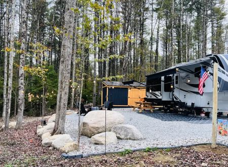 Live 2 Journey RV Escape