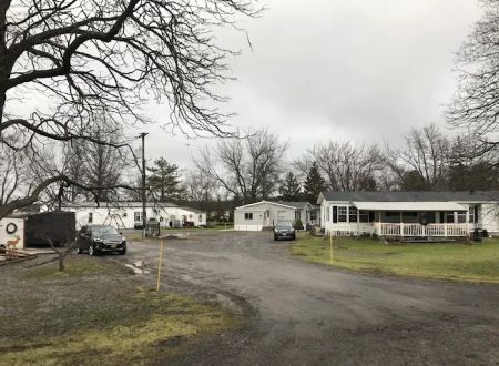 Circle Courts MHP