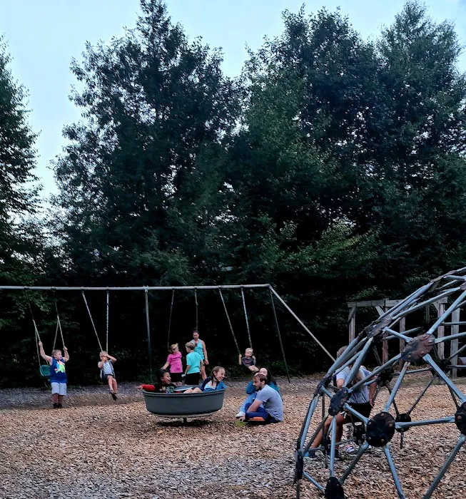Crown Point Camping Area Picture 4