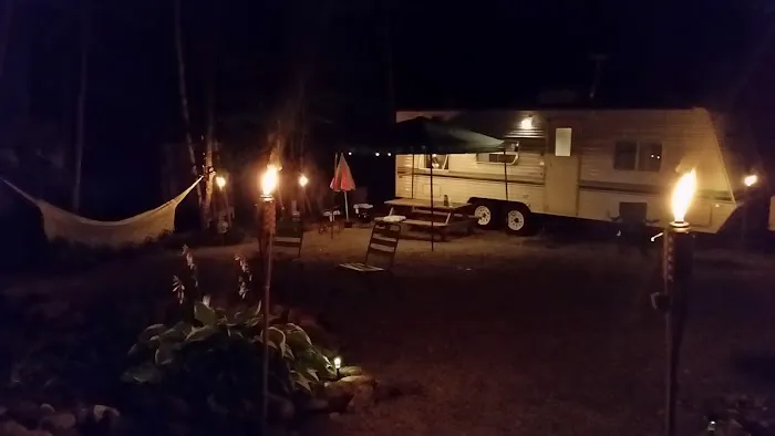 Joe's Hideaway Llc Picture 3