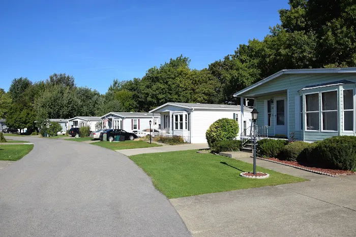 Eagle Crest Manufactured Home Community Picture 8