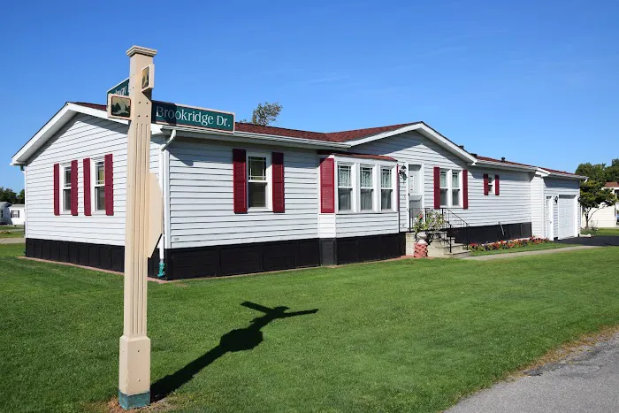 Eagle Crest Manufactured Home Community Picture 10