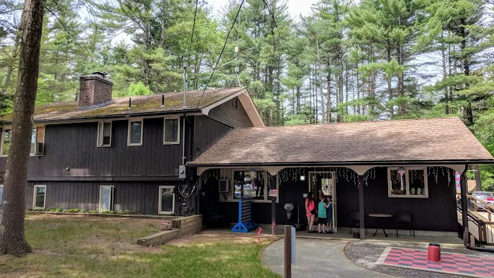 Partridge Hollow Campground Picture 4