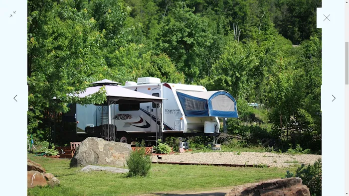 Village Green Family Campground Picture 8