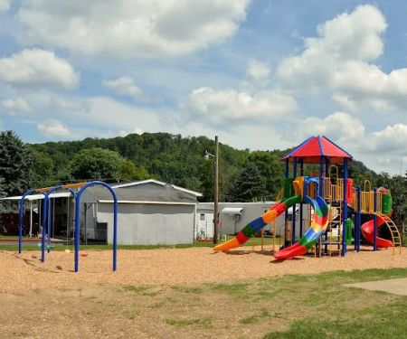 Colonial Village Manufactured Home Community
