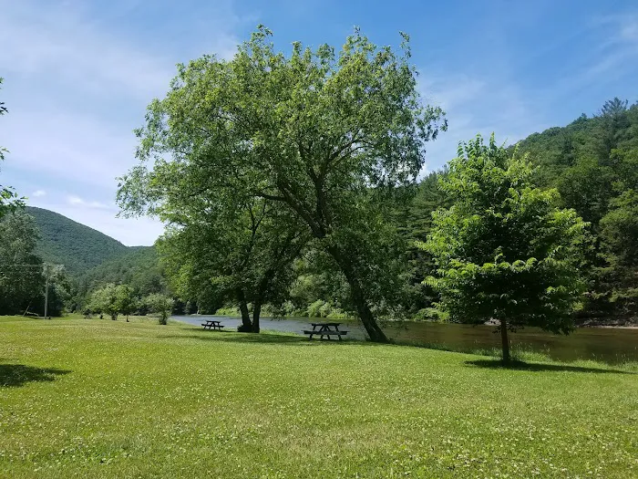 Tomb Flats Campground Picture 9