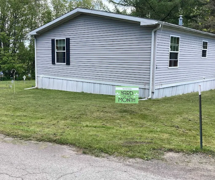 Hayfield Estates Mobile Home Park Picture 5