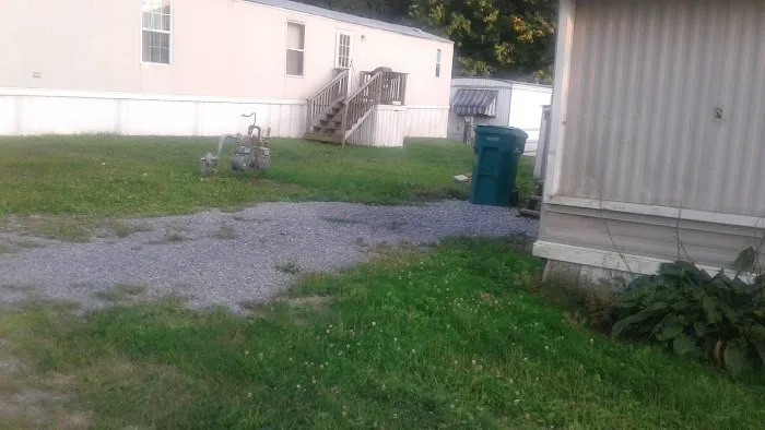 Victoria Estates Mobile Home Prk Picture 6