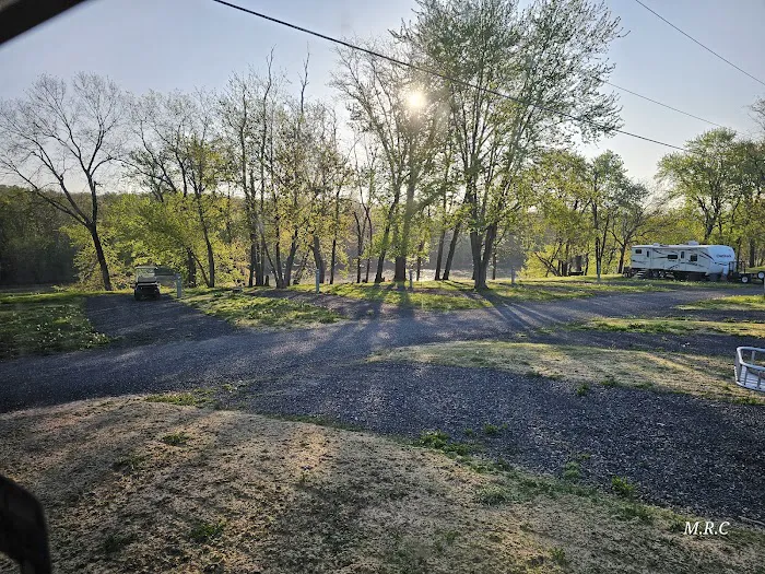 River Rock Camping & RV Park LLC. Picture 3