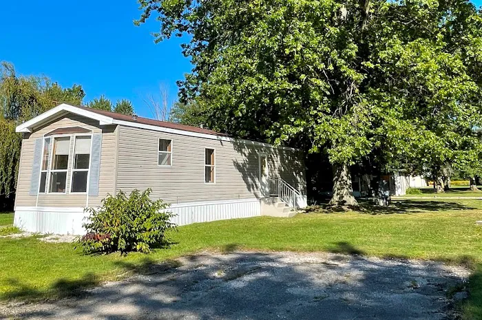 Austin Woods Manufactured Home Community Picture 2