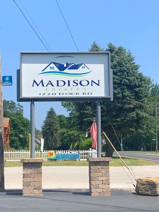 Madison Estates Mobile Home Park Picture 3