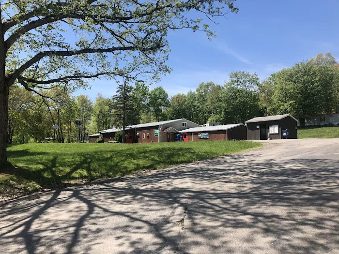 Brady Hills Mobile Home Park Picture 3