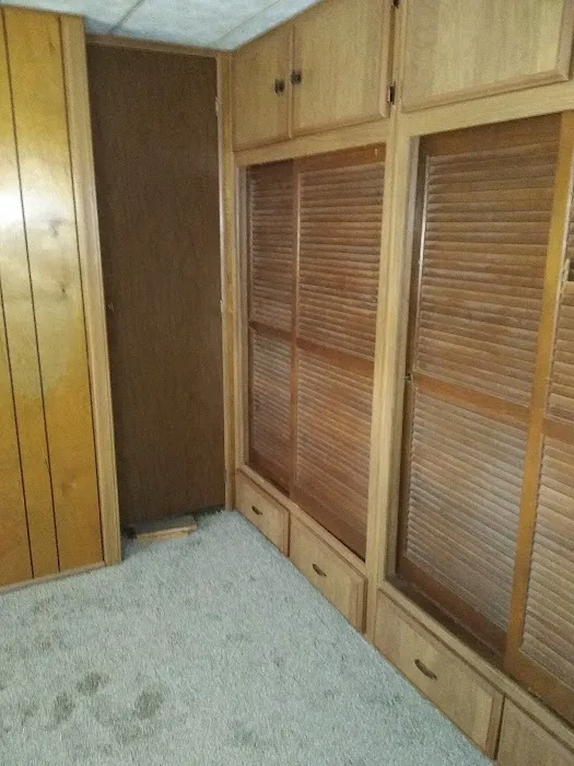 Deer Lake Manufactured Home Community Picture 3