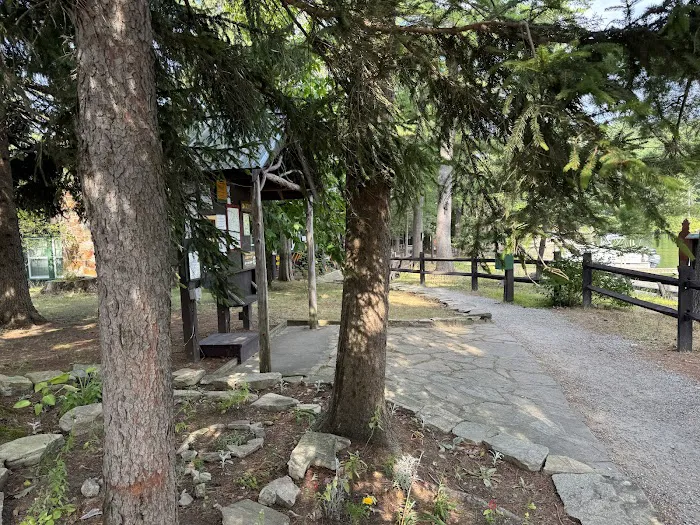 Glen Island Ranger Station Picture 10