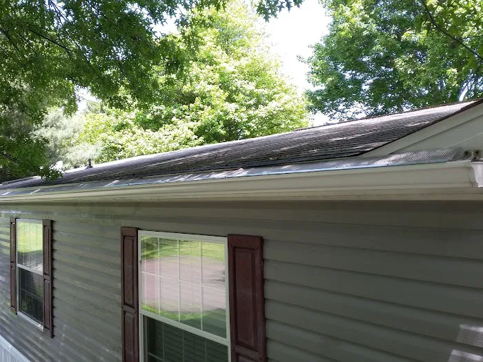 Oak Springs Mobile Home Park Picture 5