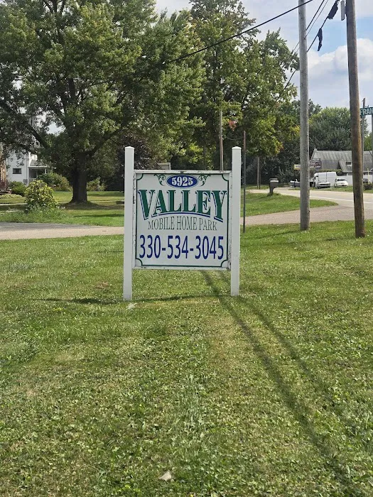 Valley Mobile Home Park Picture 3