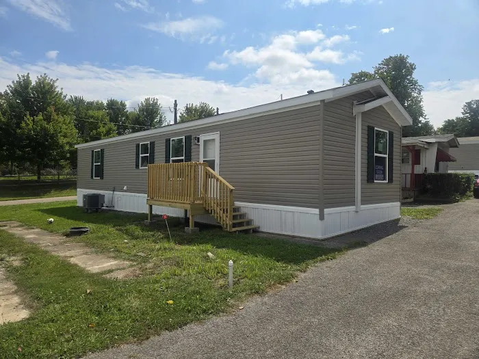 Valley Mobile Home Park Picture 5