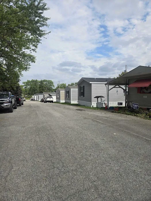 Valley Mobile Home Park Picture 9