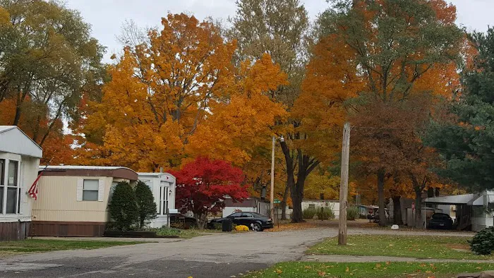 Mentor Green Mobile Home Park Picture 3