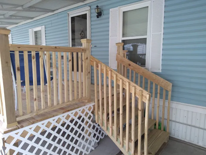 Courtyard Mobile Home Park Picture 4