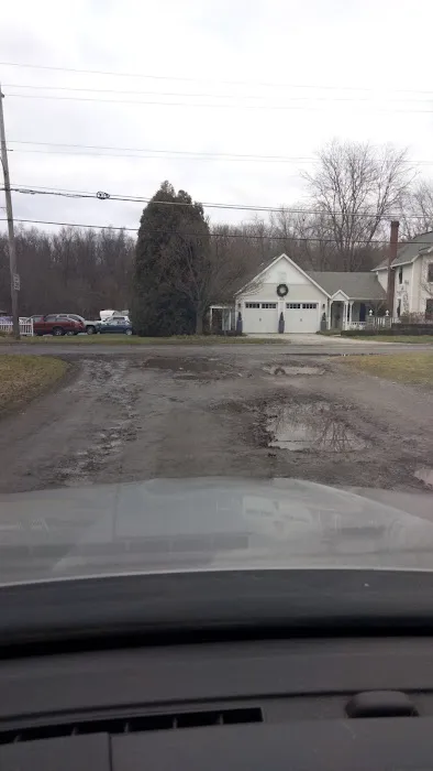Pin Oaks Mobile Home Park Picture 3