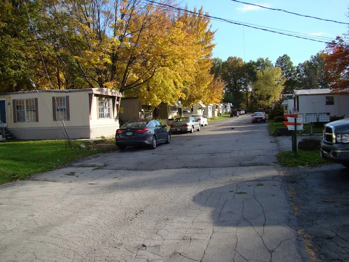 Pin Oaks Mobile Home Park Picture 1