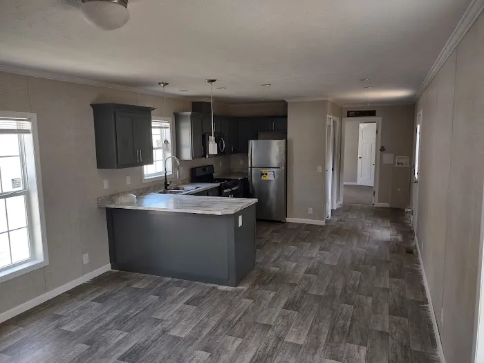 Maplecroft Manufactured Home Community Picture 5