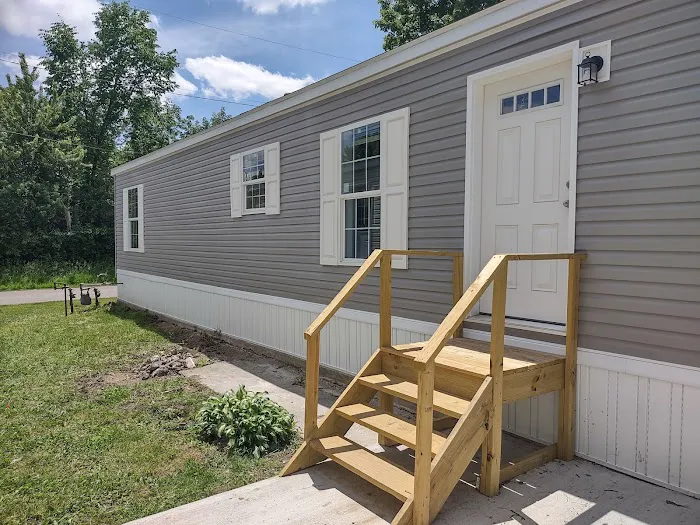 Maplecroft Manufactured Home Community Picture 8
