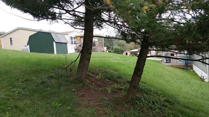 Sunnyhill Mobile Home Park Picture 5