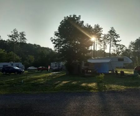 Lazy Lou's Campground