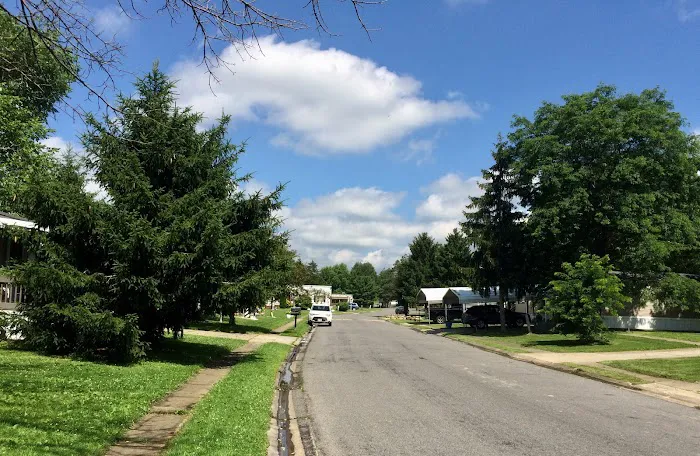 Spring Lakes Mobile Home Park Picture 8