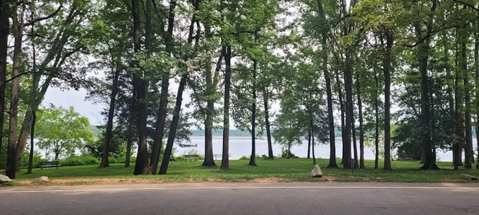 Pohick Bay Campground and Park Office Picture 6