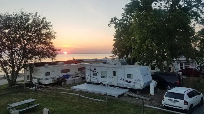 Taylors Island Family Campgrounds Picture 1