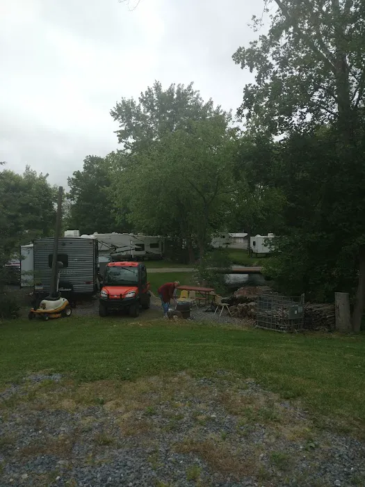 Idle Acres Camping Area Picture 4