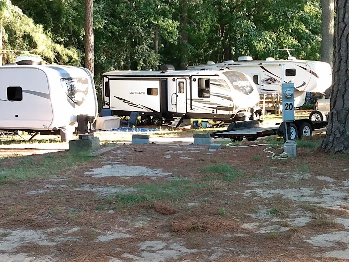 Sandy Hill Family Camp Picture 4