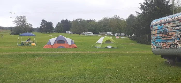 Lakeview Camp Sites Picture 8