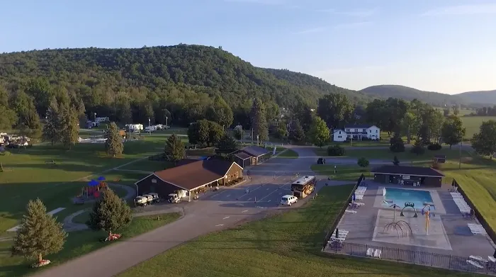 Hickory Hill Camping Resort Picture 3